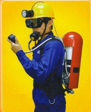 點(diǎn)擊查看詳細(xì)信息<br>標(biāo)題：潛水空氣呼吸器型 閱讀次數(shù)：2565