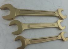 點擊查看詳細信息<br>標題：防爆雙呆扳手 閱讀次數(shù)：221